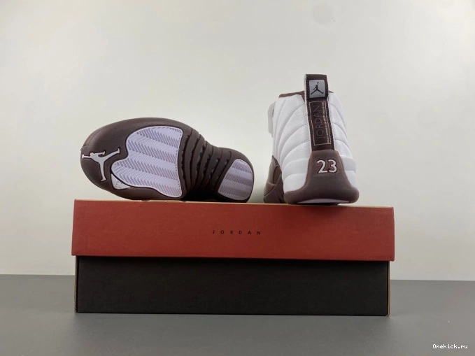 One Kick Jordan x Air SoleFly 12 FZ5026-100 0813